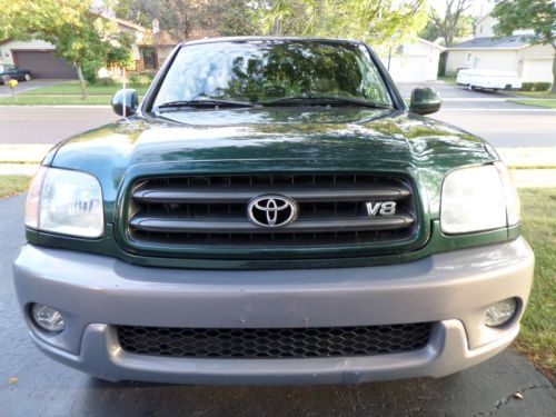 2002 toyota sequoia sr5 4x4,serviced,runs great,no reserve.