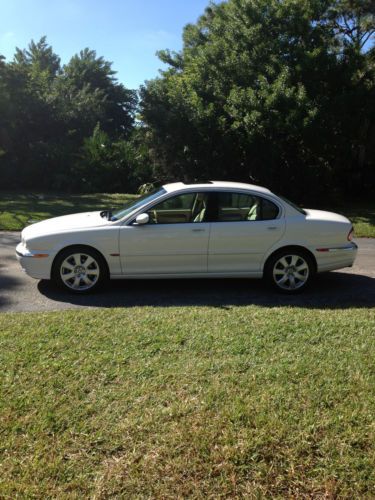 2005 jaguar x-type premium sedan 4-door 3.0l