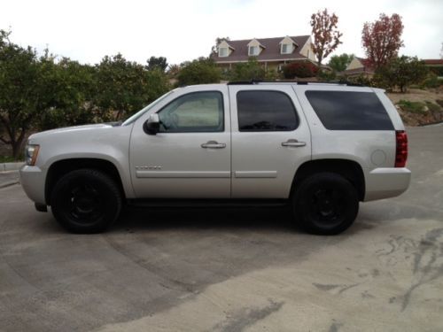 2007 chevy tahoe 4x4, loaded with options