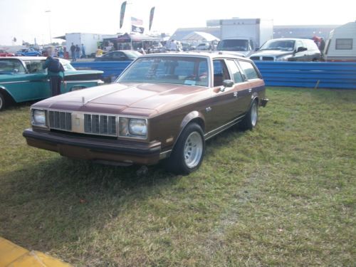 1978 cutlass cruiser wagon