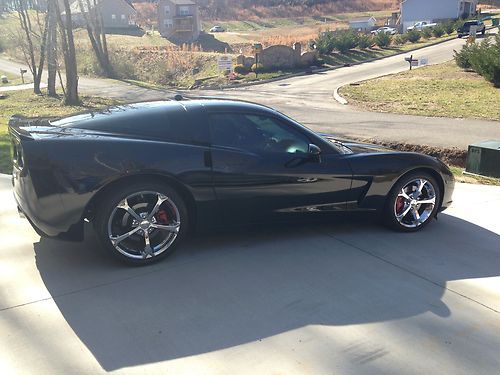 2005 chevrolet corvette base coupe 2-door 6.0l