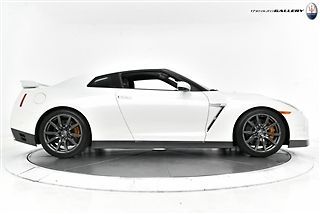 2014 nissan gt-r 2dr cpe premium