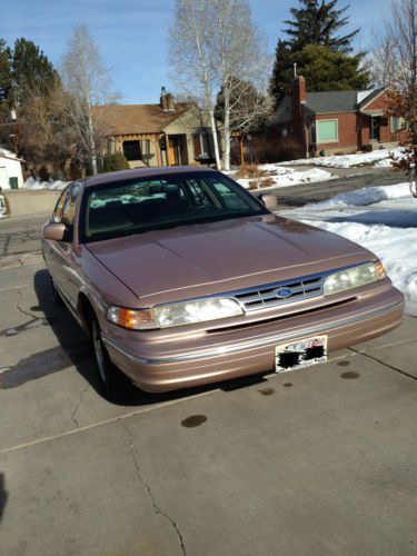 1996 ford crown victoria lx sedan 4-door 4.6l