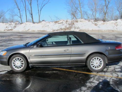 2001 Chrysler Sebring Convertible LXI, image 2