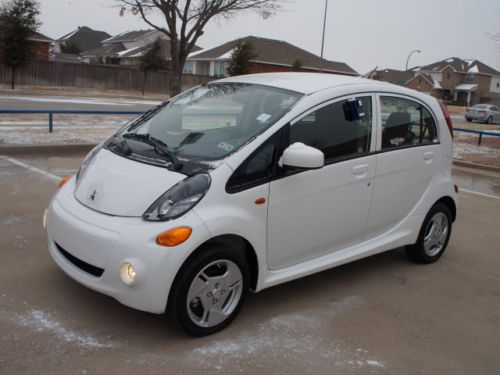 2012 mitsubishi i-miev like new and ready to go today call me!!!!!!!!!!!!!!!!!!!