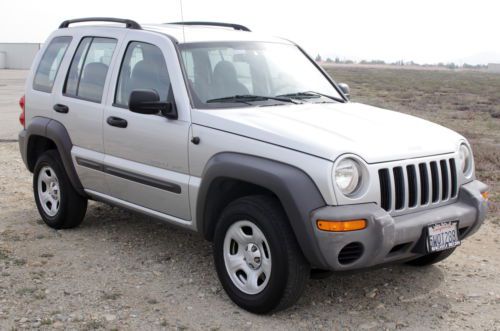 Very rare 2003 jeep liberty sport mpv 5 speed 2.4 liter no reserve 88k miles