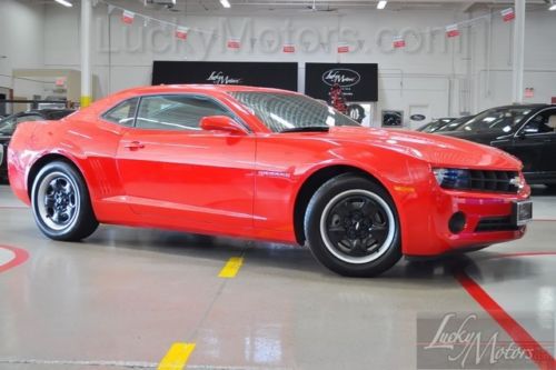 2012 chevrolet camaro 2ls, 1-owner, sat, auto, black rims