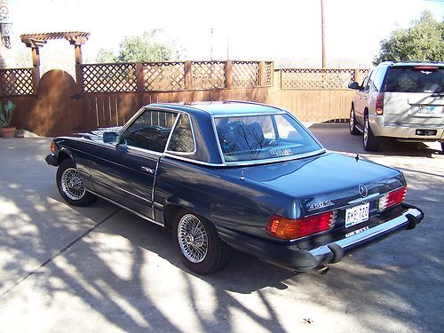 Beautiful classic  blue 1980 mercedes benz 450sl