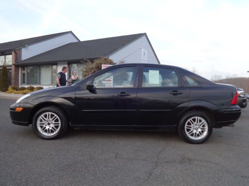 No reserve 2000 ford focus zts 2.0l 4-cyl 5-spd a/c alloys handyman&#039;s special
