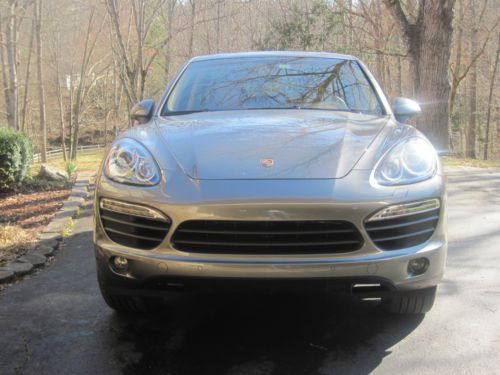 2011 porsche cayenne s sport utility 4-door 4.8l