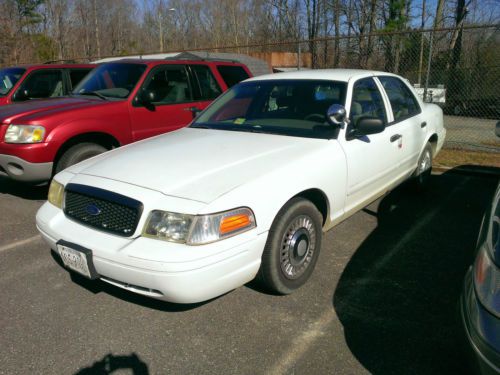 2001 ford crown victoria (police interceptor)