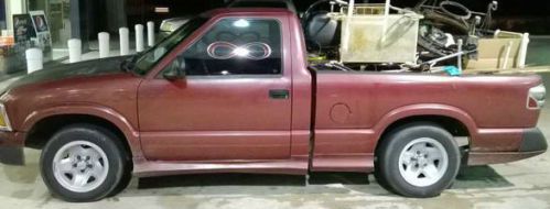 1997 chevrolet s10 base standard cab pickup 2-door 2.2l