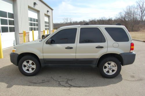 2005 ford escape xlt sport utility 4-door 3.0l