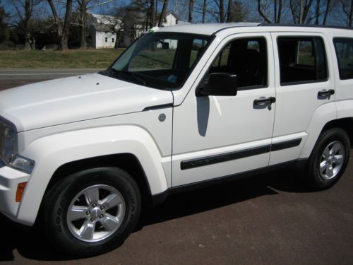 2010 jeep liberty sport sport utility 4-door 3.7l