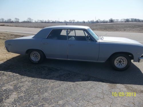 1966 CHEVROLET CHEVELLE 4 DOOR POSTLESS SEDAN, image 3