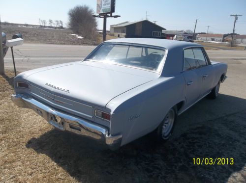 1966 CHEVROLET CHEVELLE 4 DOOR POSTLESS SEDAN, image 6