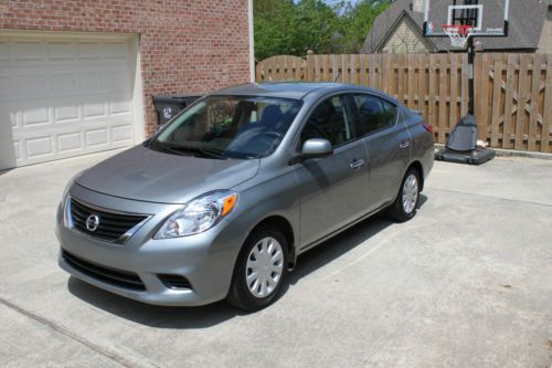 2014 nissan versa sv brand new save $$$