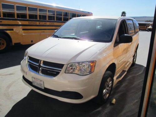 2011 dodge grand caravan conversion w/ braun ada compliant side entry ramp 3.6l