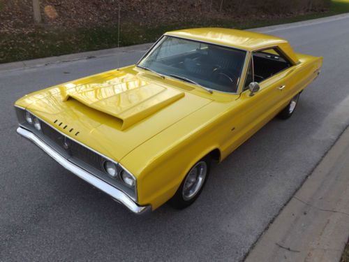 Super cool 1967 dodge coronet big block  4-speed no reserve!!!!