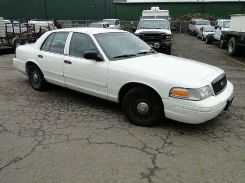 2003 ford crown victoria police interceptor