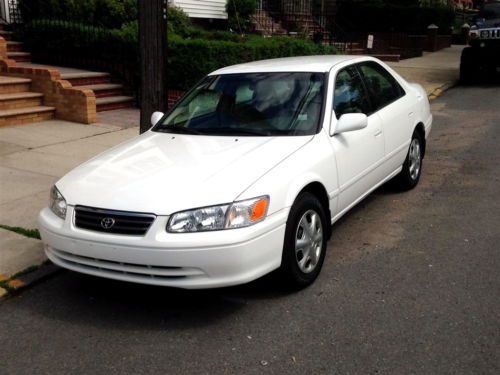 2001 toyota camry ce sedan 4-door 2.2l