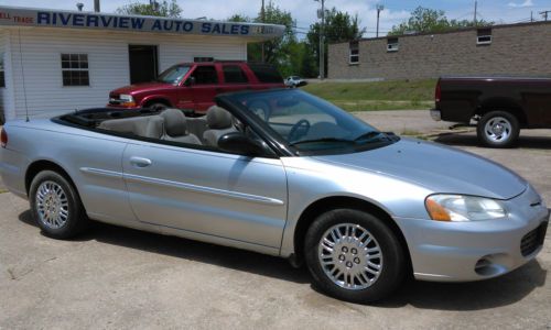 2002 chrysler sebring lx convertible 2-door 2.7l