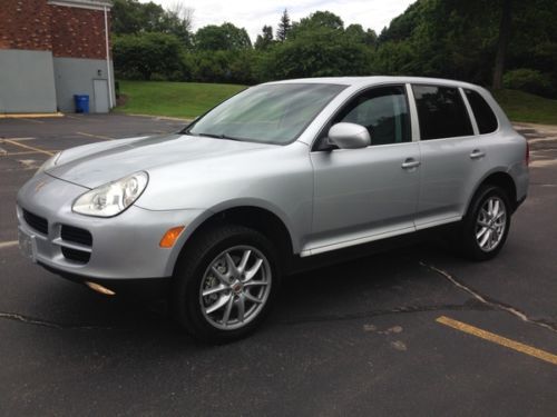 2004 porsche cayenne s sport utility 4-door 4.5l loaded navigation no reserve