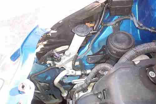 2010 Toyota Yaris Hatchback Salvage Rebuilt 33K Like New, image 10