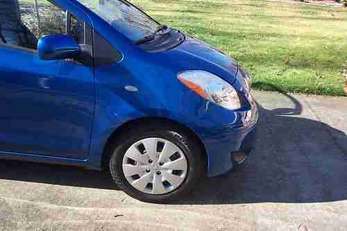 2010 Toyota Yaris Hatchback Salvage Rebuilt 33K Like New, image 12