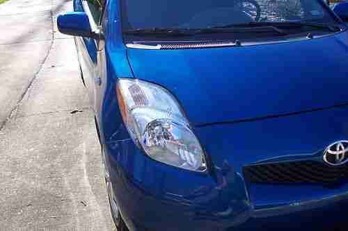 2010 Toyota Yaris Hatchback Salvage Rebuilt 33K Like New, image 13