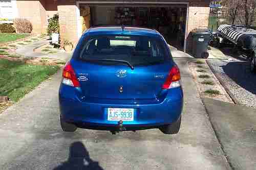 2010 Toyota Yaris Hatchback Salvage Rebuilt 33K Like New, image 15