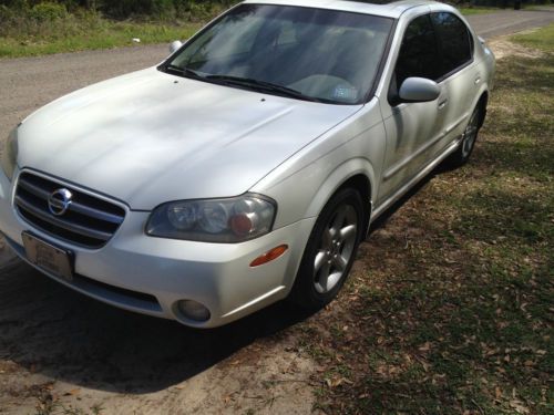 2002 nissan maxima se 4-door 3.5l