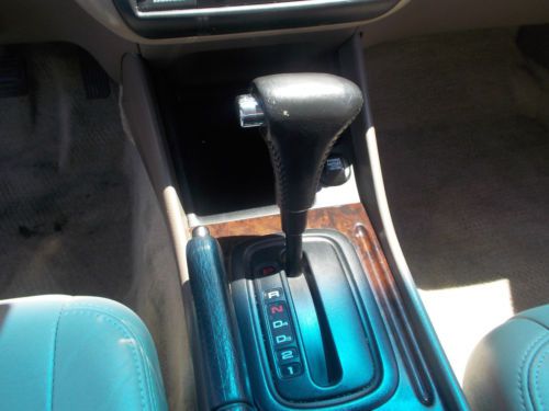 1998 Honda Accord NO RESERVE, image 8