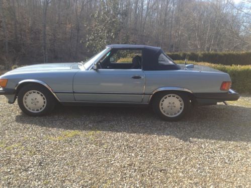 560 SL coupe/roadster.  Diamond Blue, Blue Leather upholstery.  hard & soft top., US $16,000.00, image 12