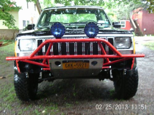 Jeep comanchee,pre-runner,baja,chase truck,other