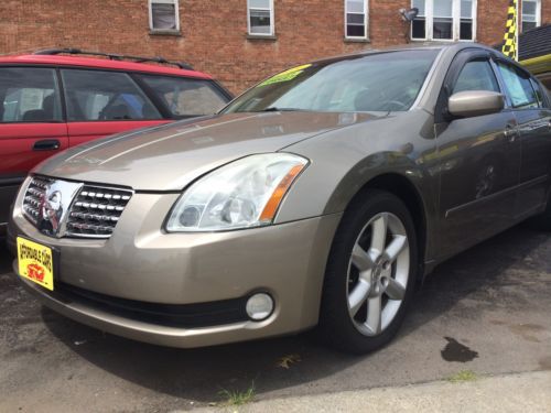 2004 nissan maxima se sedan 4-door 3.5l