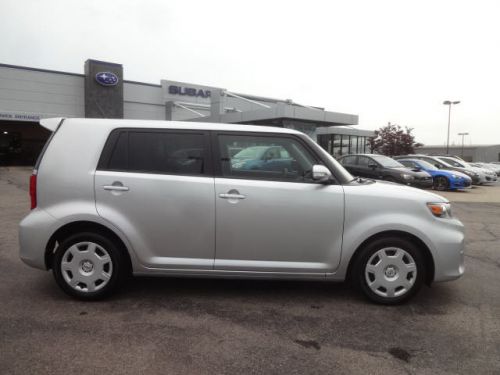 2011 scion xb