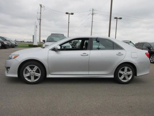 2012 toyota camry se