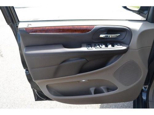 2013 Chrysler Town & Country Touring, US $21,000.00, image 4