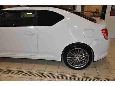 2DR AUTOMATIC 1 OWNER NON-SMOKER SPORTS CAR GLASS SUNROOF MOONROOF USB 8 SPEAK, image 11
