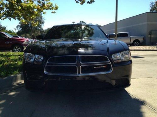 2014 dodge charger se