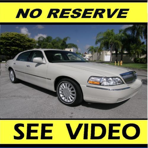 2005 lincoln town car signature sedan, warranty, see video, no reserve