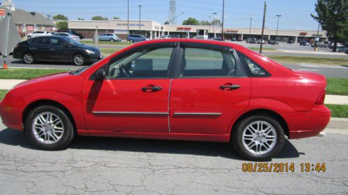 2005 focus 4 dr sedan se