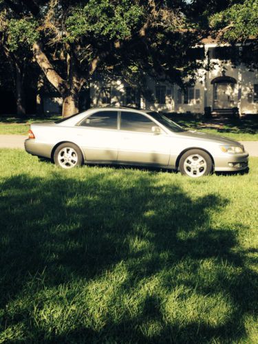 2000 lexus es300 base sedan 4-door 3.0l