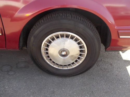 1993 Buick Century Custom Sedan 4-Door 3.3L NO RESERVE, image 2