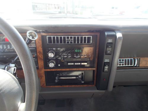 1993 Buick Century Custom Sedan 4-Door 3.3L NO RESERVE, image 6