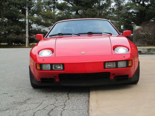 Porsche 928s 1985 2 owner 5 speed low miles