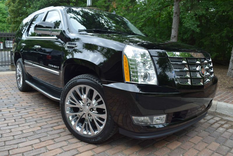 2008 cadillac escalade awd luxury-edition