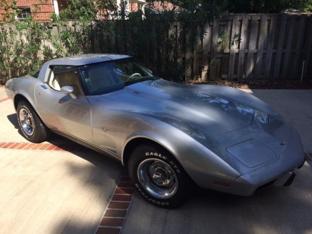 Chevrolet: corvette l82 4-spd manual trans.