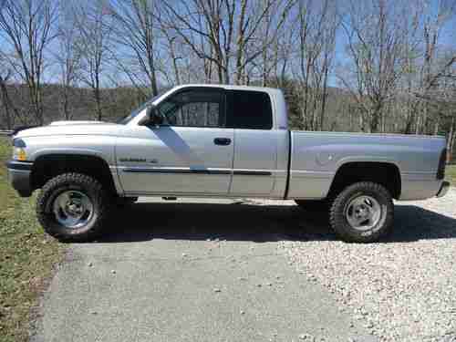 2001 Dodge Ram 1500 ST Crew Cab Pickup 4-Door 5.9L, image 2